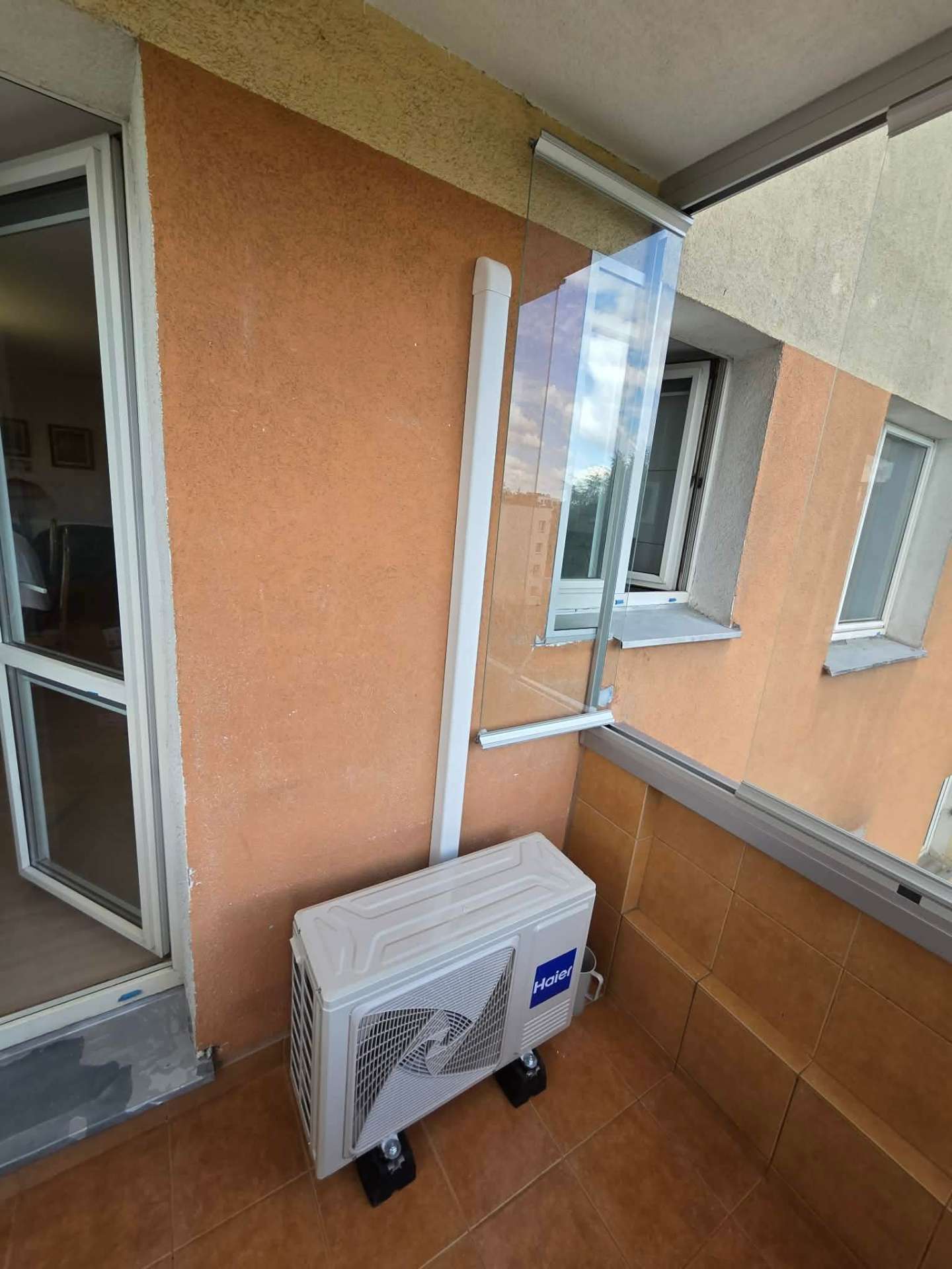 Montaż klimatyzacji Haier – realizacja KG COLD woj. łódzkie